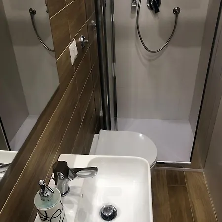 La Dimora Di Piccianello 16b Affittacamere